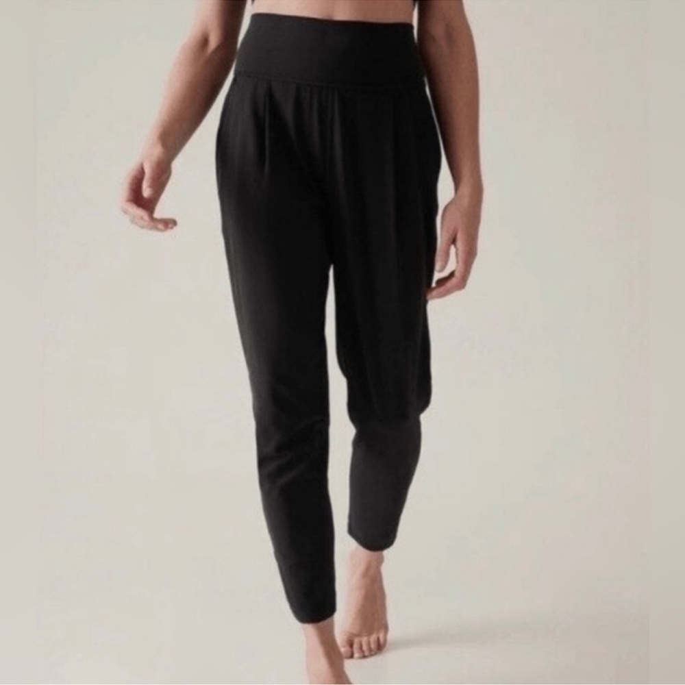 Athleta Elation Ankle Pant
